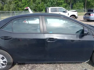 2019 Toyota Corolla L z VIN 2T1BURHEXKC200801, wystawiony jako IAAI lot #42289440 z przebiegiem 114 765 mil mil oraz . Historia ofert i sprzedaży dostępna na DreamBid. Obrazek 13.