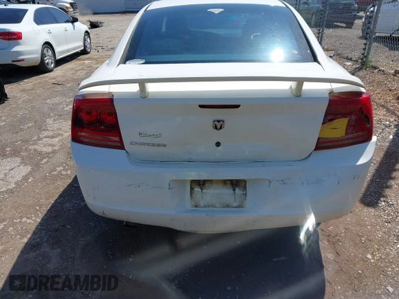 2007 Dodge Charger with VIN 2B3KA43GX7H838257, listed as a IAAI auction lot 41963059 with 215,876 mi miles. Bid and sale history available at carsss.com. Image 6.