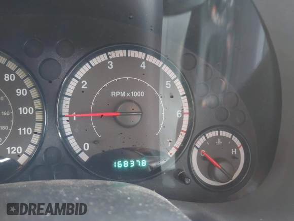 2005 Jeep Liberty Sport with VIN 1J4GL48K15W631101, listed as a IAAI auction lot 41217588 with 168,378 mi miles. Bid and sale history available at carsss.com. Image 15.