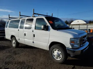 2014 Ford Econoline Passenger XL z VIN 1FBSS3BL3EDB20939, wystawiony jako Copart lot #43781415 z przebiegiem 143 741 mil mil oraz Tytuł czysty. Historia ofert i sprzedaży dostępna na DreamBid. Obrazek 4.
