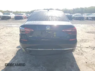 2018 Volkswagen Passat S z VIN 1VWAA7A3XJC045947, wystawiony jako Copart lot #51825425 z przebiegiem 74 687 mil mil oraz Szkoda całkowita • Salvage title. Historia ofert i sprzedaży dostępna na DreamBid. Obrazek 6.