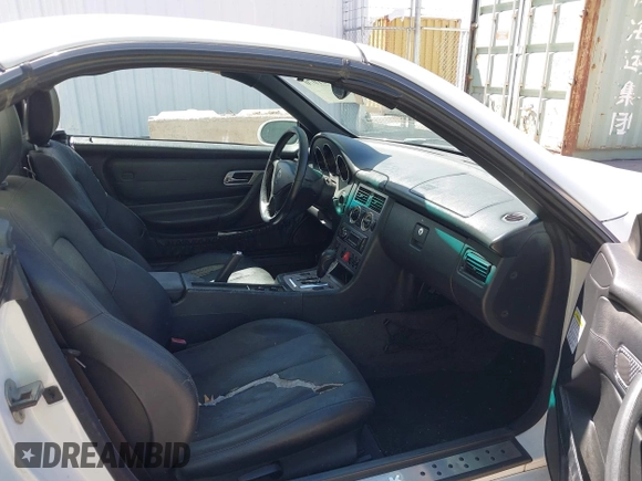 2001 Mercedes-Benz SLK 230 Kompressor with VIN WDBKK49FX1F218767, listed as a IAAI auction lot 42301070 with 182,332 mi miles and . Bid and sale history available at DreamBid. Image 5.