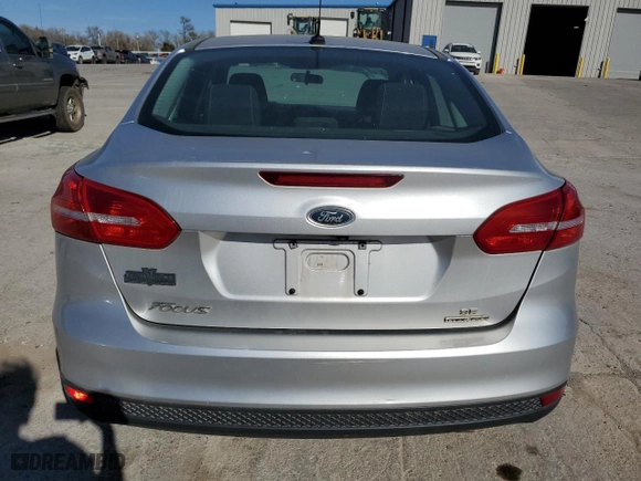 2015 Ford Focus SE with VIN 1FADP3F2XFL242783, listed as a Copart auction lot 49486955 with 155,899 mi miles and Clean Title. Bid and sale history available at carsss.com. Image 6.