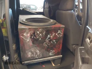 2023 Chevrolet Silverado 1500 LT с VIN 2GCUDDEDXP1114708, выставлен на аукционе IAAI как лот 41785390 с пробегом Не указан миль и . История ставок и продаж доступна на DreamBid. Изображение 8.