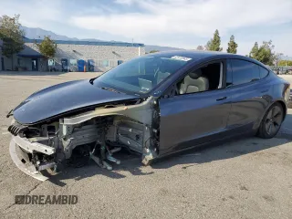 2023 Tesla Model 3 z VIN 5YJ3E1EA9PF412192, wystawiony jako Copart lot #52122045 z przebiegiem 72 230 mil mil oraz Szkoda całkowita • Salvage title. Historia ofert i sprzedaży dostępna na DreamBid. Obrazek 1.