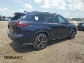 2021 Toyota Highlander XSE with VIN 5TDJZRBH1MS059191, listed as a Copart auction lot 61137125 with 44,747 mi miles and Salvage title. Bid and sale history available at DreamBid. Image 3.