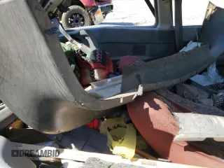 1990 Geo Metro z VIN 2C1MR2466L6018173, wystawiony jako Copart lot #72966054 z przebiegiem 88 980 mil mil oraz Szkody całkowita. Historia ofert i sprzedaży dostępna na DreamBid. Obrazek 10.