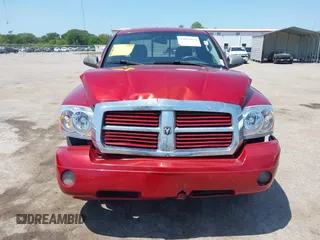 2006 Dodge Dakota SLT with VIN 1D7HE42K96S570558, listed as a IAAI auction lot 42016089 with 144,365 mi miles and . Bid and sale history available at carsss.com. Image 12.