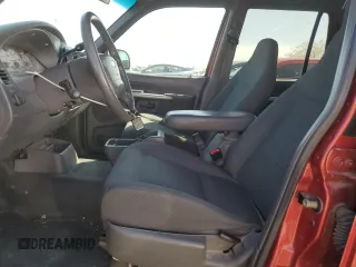 2002 Ford Explorer Sport Trac Value with VIN 1FMZU67E32UC52591, listed as a Copart auction lot 51298575 with 137,863 mi miles and Salvage title. Bid and sale history available at DreamBid. Image 7.