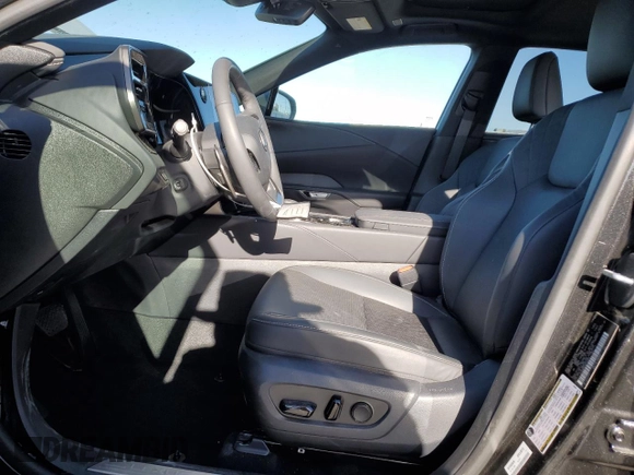 2024 Lexus RX with VIN 2T2BAMBA4RC043550, listed as a Copart auction lot 41428825 with 7,455 mi miles and Salvage Title. Bid and sale history available at carsss.com. Image 7.