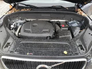2018 Volvo XC90 Momentum z VIN YV4A22PK9J1333016, wystawiony jako Copart lot #52053885 z przebiegiem 75 431 mil mil oraz Szkody całkowita. Historia ofert i sprzedaży dostępna na DreamBid. Obrazek 12.