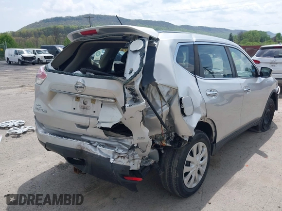 2015 Nissan Rogue SV with VIN KNMAT2MV2FP522769, listed as a IAAI auction lot 42117415 with 124,330 mi miles and . Bid and sale history available at carsss.com. Image 6.