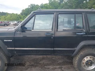 1987 Jeep Cherokee with VIN 1JCMR7819HT174249, listed as a IAAI auction lot 42458110 with 157,683 mi miles and . Bid and sale history available at DreamBid. Image 14.