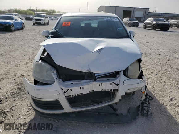 2010 Volkswagen Jetta Limited Edition with VIN 3VWRX7AJ1AM127158, listed as a Copart auction lot 49528915 with 199,550 mi miles and Salvage title. Bid and sale history available at DreamBid. Image 5.