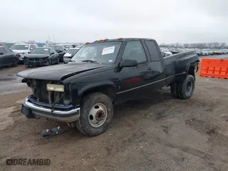 1997 Chevrolet C/K 3500 with VIN 1GCHC39R8VF017050, listed as a IAAI auction lot 41515566 with NaN miles. Bid and sale history available at carsss.com. Image 17.