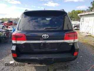 2016 Toyota Land Cruiser z VIN JTMCY7AJ0G4047120, wystawiony jako Copart lot #67792753 z przebiegiem 65 872 mil mil oraz . Historia ofert i sprzedaży dostępna na DreamBid. Obrazek 6.