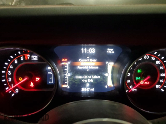 2021 Jeep Gladiator Rubicon with VIN 1C6JJTBG6ML579391, listed as a Copart auction lot 54626145 with 38,847 mi miles and Salvage title. Bid and sale history available at DreamBid. Image 9.