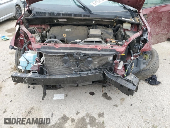 2017 Toyota Sienna SE with VIN 5TDXZ3DC5HS858275, listed as a Copart auction lot 53954505 with 38,870 mi miles and Salvage title. Bid and sale history available at DreamBid. Image 12.