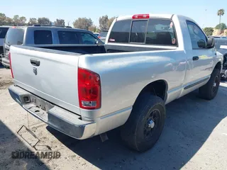 2005 Dodge 1500 SLT with VIN 1D7HA16N95J510928, listed as a IAAI auction lot 42012507 with 63,074 mi miles. Bid and sale history available at carsss.com. Image 4.