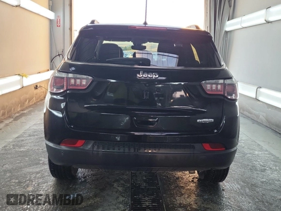 2018 Jeep Compass Latitude with VIN 3C4NJCBB3JT267351, listed as a IAAI auction lot 42715580 with 153,508 mi miles and . Bid and sale history available at DreamBid. Image 9.