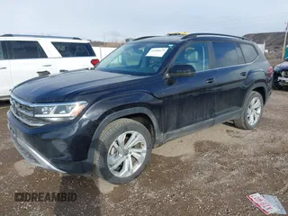 2022 Volkswagen Atlas 3.6L V6 SE w/Technology with VIN 1V2HR2CA3NC545557, listed as a IAAI auction lot 41686679 with 46,641 mi miles. Bid and sale history available at carsss.com. Image 2.