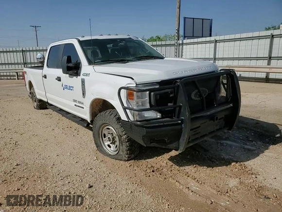 2021 Ford F-250 XL z VIN 1FT7W2BT8MEE18914, wystawiony jako Copart lot #54020325 z przebiegiem 151 014 mil mil oraz Czysty tytuł • Clean title. Historia ofert i sprzedaży dostępna na DreamBid. Obrazek 13.