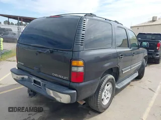 2005 Chevrolet Tahoe LS z VIN 1GNEK13T05J124225, wystawiony jako IAAI lot #41699401 z przebiegiem 253 632 mil mil oraz . Historia ofert i sprzedaży dostępna na DreamBid. Obrazek 4.