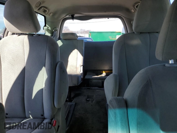 2013 Toyota Sienna L with VIN 5TDZK3DCXDS376215, listed as a Copart auction lot 49269855 with 215,558 mi miles and Clean Title. Bid and sale history available at carsss.com. Image 10.
