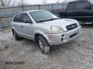 2006 Hyundai Tucson GL with VIN KM8JM12B56U480904, listed as a IAAI auction lot 41844087 with 216,322 mi miles. Bid and sale history available at carsss.com. Image 1.