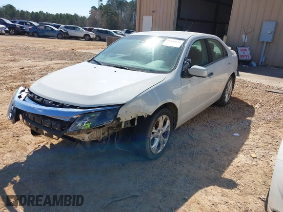 2012 Ford Fusion SE with VIN 3FAHP0HAXCR427773, listed as a IAAI auction lot 41640675 with 166,234 mi miles and . Bid and sale history available at carsss.com. Image 17.