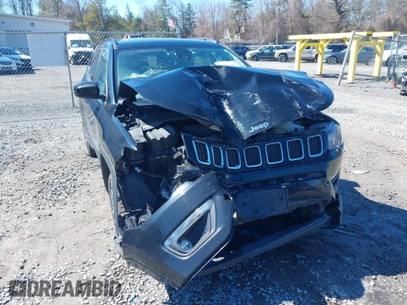 2020 Jeep Compass Latitude with VIN 3C4NJDBB5LT222386, listed as a IAAI auction lot 41851936 with 91,246 mi miles. Bid and sale history available at carsss.com. Image 6.