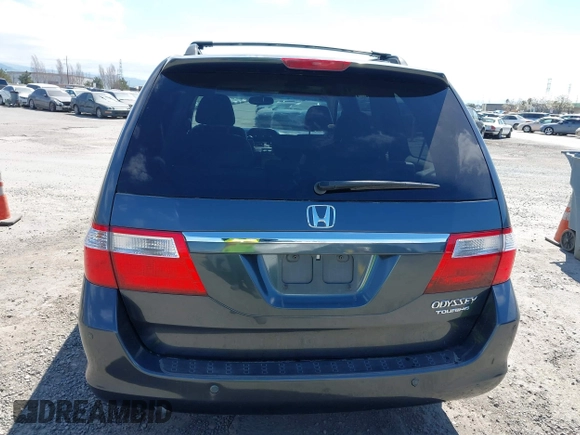 2005 Honda Odyssey TOURING with VIN 5FNRL38885B082482, listed as a IAAI auction lot 41879897 with 159,667 mi miles. Bid and sale history available at carsss.com. Image 16.