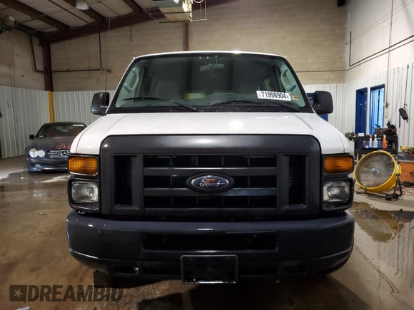 2013 Ford Econoline Passenger XL with VIN 1FBSS3BL2DDA83459, listed as a Copart auction lot 71998904 with 70,163 mi miles and Salvage Title. Bid and sale history available at DreamBid. Image 5.