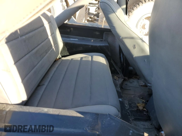 1990 Jeep Wrangler with VIN 2J4FY29T6LJ550320, listed as a Copart auction lot 46755415 with 148,103 mi miles and Clean Title. Bid and sale history available at carsss.com. Image 10.