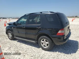 2001 Mercedes-Benz M 320/430/500 z VIN 4JGAB54E81A283210, wystawiony jako Copart lot #52238615 z przebiegiem 176 719 mil mil oraz Szkoda całkowita • Salvage title. Historia ofert i sprzedaży dostępna na DreamBid. Obrazek 2.