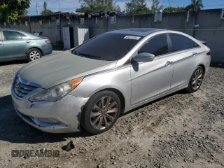 2013 Hyundai Sonata Limited with VIN 5NPEC4AC3DH726943, listed as a Copart auction lot 43022065 with 140,965 mi miles and Salvage Title. Bid and sale history available at DreamBid. Image 1.