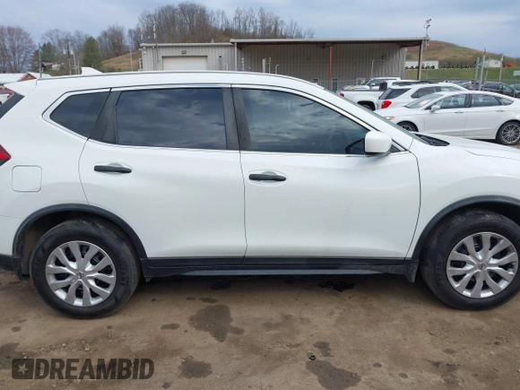 2017 Nissan Rogue SV with VIN KNMAT2MV5HP528634, listed as a IAAI auction lot 41876080 with 92,099 mi miles. Bid and sale history available at carsss.com. Image 14.