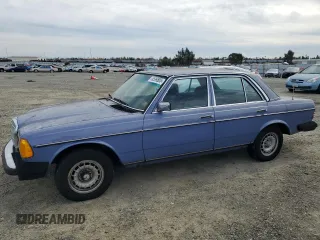 1984 Mercedes-Benz 300 D с VIN WDBAB33A4EA169006, выставлен на аукционе Copart как лот 46599505 с пробегом 433 970 миль миль и Чистый • Clean title. История ставок и продаж доступна на DreamBid. Изображение 1.