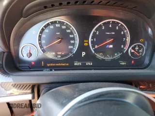 2015 BMW M6 z VIN WBSLX9C54FD160753, wystawiony jako Copart lot #83486484 z przebiegiem 80 275 mil mil oraz Szkody całkowita. Historia ofert i sprzedaży dostępna na DreamBid. Obrazek 9.
