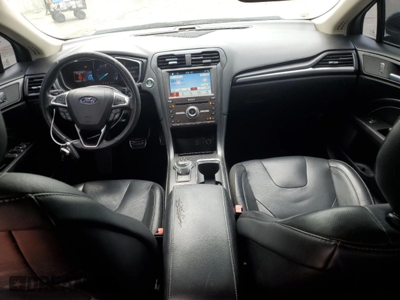 2018 Ford Fusion Titanium with VIN 3FA6P0D90JR225766, listed as a Copart auction lot 59399825 with 147,979 mi miles and Salvage title. Bid and sale history available at DreamBid. Image 8.