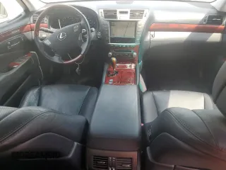 2010 Lexus LS 460 with VIN JTHBL5EF1A5094628, listed as a Copart auction lot 57393445 with 70,185 mi miles and Salvage title. Bid and sale history available at DreamBid. Image 8.
