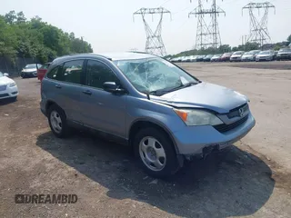 2009 Honda CR-V LX z VIN 5J6RE48389L042940, wystawiony jako IAAI lot #42381328 z przebiegiem 106 895 mil mil oraz . Historia ofert i sprzedaży dostępna na DreamBid. Obrazek 1.