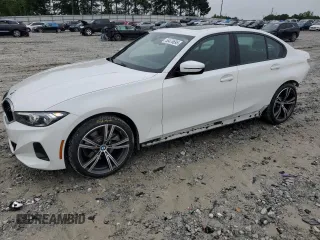 2023 BMW 3 Series 330i xDrive z VIN 3MW89FF09P8D71156, wystawiony jako Copart lot #58478695 z przebiegiem 9 606 mil mil oraz Szkoda całkowita • Salvage title. Historia ofert i sprzedaży dostępna na DreamBid. Obrazek 1.