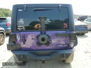 2018 Jeep Wrangler JK Unlimited Sport S with VIN 1C4BJWDGXJL911081, listed as a Copart auction lot 69205464 with 117,576 mi miles and Salvage Title. Bid and sale history available at carsss.com. Image 6.
