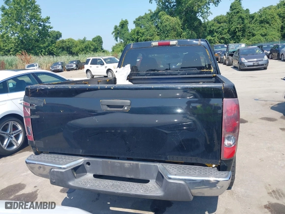 2005 Chevrolet Colorado LS Z71 with VIN 1GCDT196558120620, listed as a IAAI auction lot 39857532 with 201,457 mi miles. Bid and sale history available at carsss.com. Image 16.
