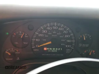 2001 Chevrolet Express with VIN 1GAHG39R811162111, listed as a Copart auction lot 76239644 with 141,929 mi miles and Salvage Title. Bid and sale history available at carsss.com. Image 9.