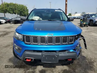 2021 Jeep Compass Trailhawk z VIN 3C4NJDDB9MT556516, wystawiony jako Copart lot #60338575 z przebiegiem 86 978 mil mil oraz Czysty tytuł • Clean title. Historia ofert i sprzedaży dostępna na DreamBid. Obrazek 5.