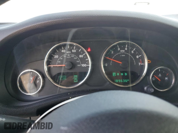 2017 Jeep Wrangler Unlimited Sport with VIN 1C4BJWDG3HL506870, listed as a Copart auction lot 61603535 with 189,636 mi miles and Clean title. Bid and sale history available at DreamBid. Image 9.