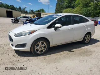 2015 Ford Fiesta SE z VIN 3FADP4BJ6FM223228, wystawiony jako Copart lot #58426605 z przebiegiem 225 477 mil mil oraz Czysty tytuł • Clean title. Historia ofert i sprzedaży dostępna na DreamBid. Obrazek 1.