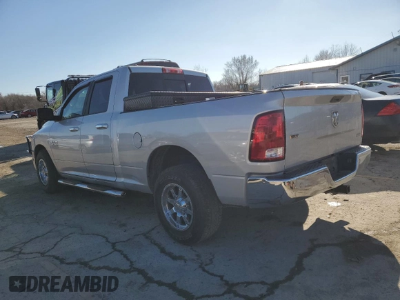 2018 Ram 1500 SLT z VIN 1C6RR6GG1JS206007, wystawiony jako Copart lot #50151835 z przebiegiem 118 194 mil mil oraz Szkoda całkowita • Salvage title. Historia ofert i sprzedaży dostępna na DreamBid. Obrazek 2.